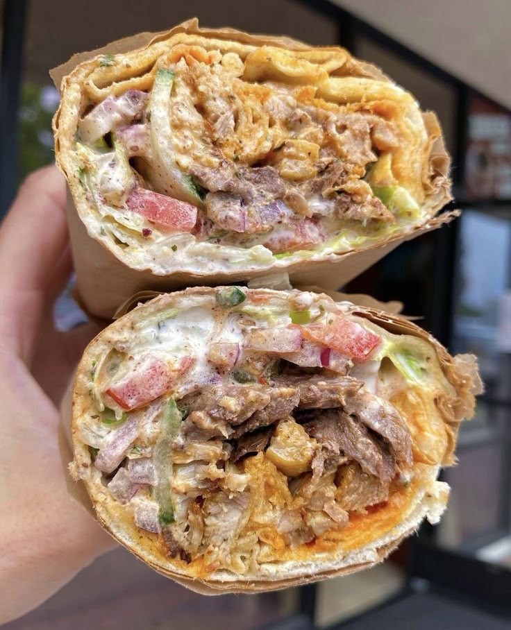 https://api.orlit.net/media/greysbistro.orlit.net/GB4030.jpg